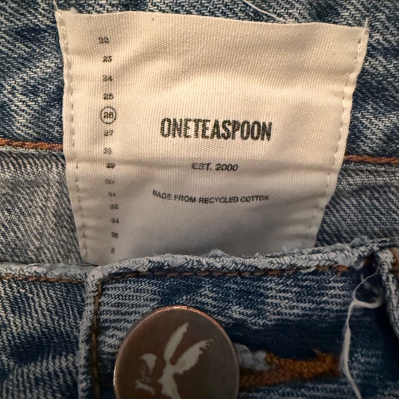 One teaspoon Jean shorts - Picture 3 of 3